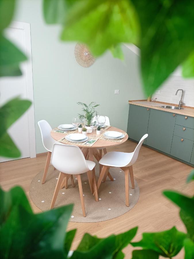 Loving My Rooms 1 - Deliziosa Mansarda In Centro ゴリツィア エクステリア 写真